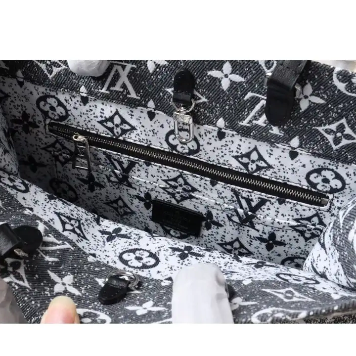 Fashionrepsfam ru LV Bag 2211DJ0032 0825